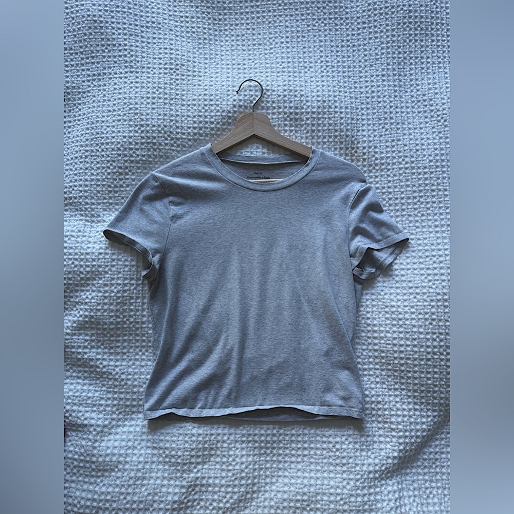 Abercrombie & Fitch Essential Baby Tee